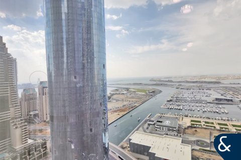 Apartamento en Damac Heights, Dubai Marina, Dubai, 3 dormitorios, 181 m², № 76775 - foto 1