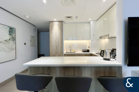 Apartamento en LIV Residence, Dubai Marina, Dubai, 2 dormitorios, 98 m², № 76776 - foto 1