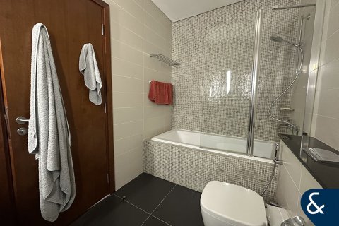 Apartamento en Central Park Tower, DIFC, Dubai, 2 dormitorios, 184 m², № 76774 - foto 11