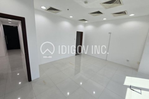 Снять в аренду офис в Бизнес-Бэе, Дубай: 70м², № 60018 - фото 4