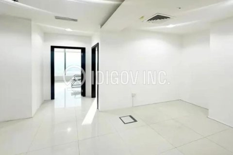 Снять в аренду офис в Бизнес-Бэе, Дубай: 70м², № 60018 - фото 5
