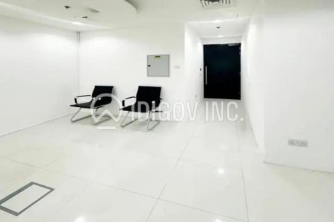 Снять в аренду офис в Бизнес-Бэе, Дубай: 70м², № 60018 - фото 11