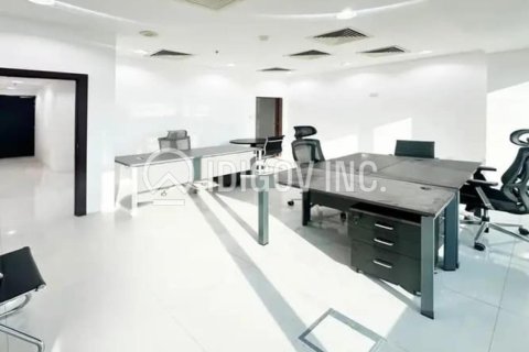 Снять в аренду офис в Бизнес-Бэе, Дубай: 70м², № 60018 - фото 6