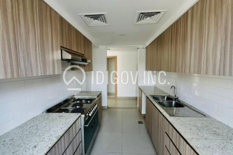 Townhouse in Arabella Townhouses, Mudon, Dubai 3 bedrooms, 274 sq.m. № 60013 - photo 2