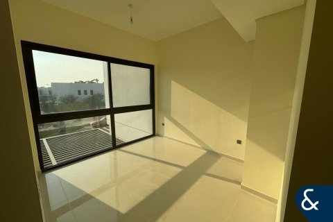 Adosado en DAMAC Hills (Akoya by DAMAC), Dubai, 5 dormitorios, 234 m², № 78624 - foto 8