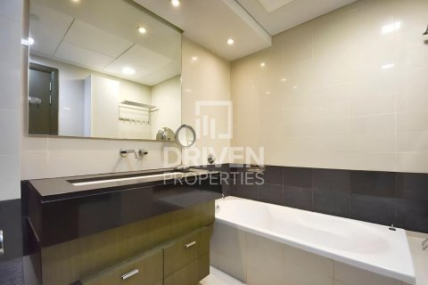 Apartment in The Lofts, Downtown Dubai (Downtown Burj Dubai), Dubai 2 bedrooms, 120 sq.m. № 86447 - photo 5