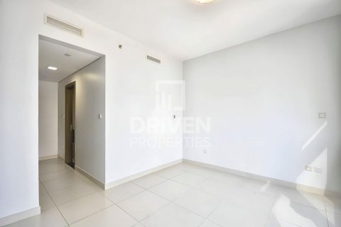 Apartment in The Lofts, Downtown Dubai (Downtown Burj Dubai), Dubai 2 bedrooms, 120 sq.m. № 86447 - photo 12