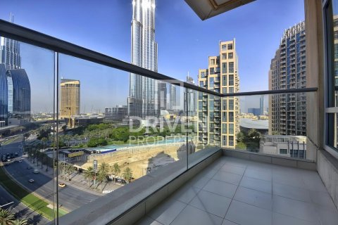 Apartment in The Lofts, Downtown Dubai (Downtown Burj Dubai), Dubai 2 bedrooms, 120 sq.m. № 86447 - photo 3