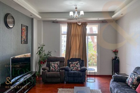 Купить квартиру в Motor City, Дубай: 2 спальни, 135м², № 60725 - фото 1