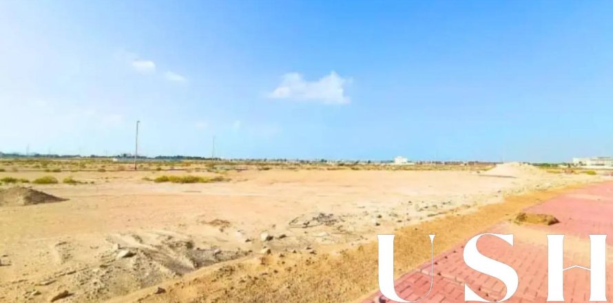 Terreno en Jebel Ali, Dubai, 1034 m², № 39221