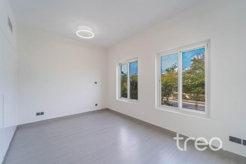Villa en The Springs, Dubai, 2 dormitorios, 153.01 m², № 138035 - foto 2