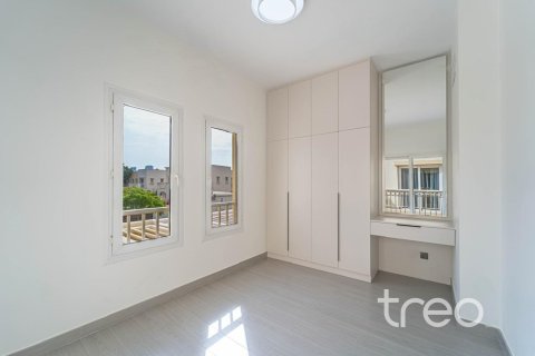 Villa en The Springs, Dubai, 2 dormitorios, 153.01 m², № 138035 - foto 10