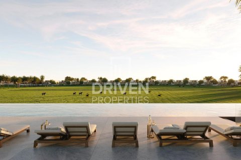Villa in Dubai Investment Park, Dubai 4 bedrooms, 433.86 sq.m. № 137177 - photo 7