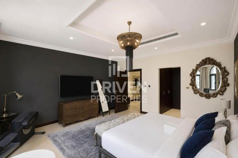 Villa in Garden Homes, Palm Jumeirah, Dubai 4 bedrooms, 620.78 sq.m. № 137167 - photo 17