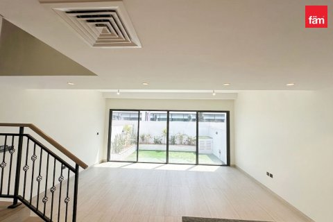 Townhouse in Dubai 4 bedrooms, 144 sq.m. № 120737 - photo 6