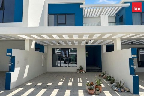 Townhouse in Dubai 4 bedrooms, 144 sq.m. № 120737