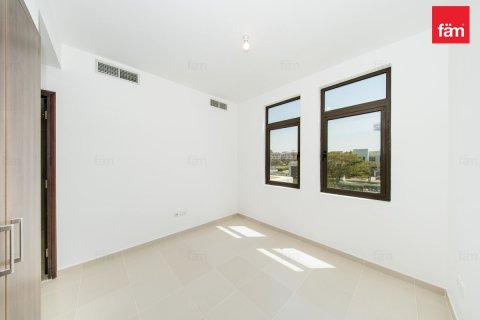 Villa in Reem, Dubai 5 bedrooms, 215.1 sq.m. № 120736 - photo 27