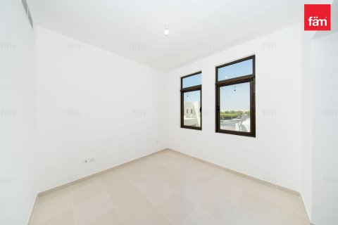 Villa in Reem, Dubai 5 bedrooms, 215.1 sq.m. № 120736 - photo 7