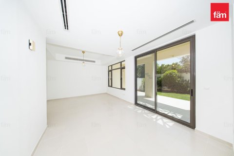Villa in Reem, Dubai 5 bedrooms, 215.1 sq.m. № 120736 - photo 4
