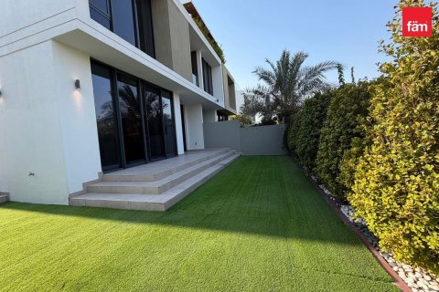 Villa in Dubai Hills Estate, Dubai 3 bedrooms, 268.2 sq.m. № 121998 - photo 17