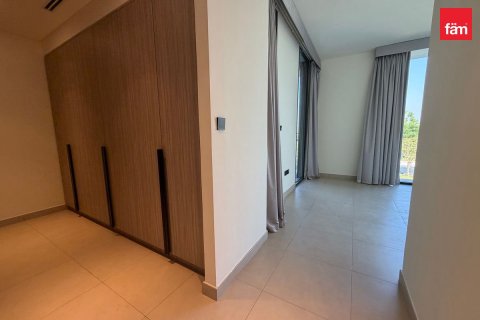Villa in Dubai Hills Estate, Dubai 3 bedrooms, 268.2 sq.m. № 121998 - photo 15