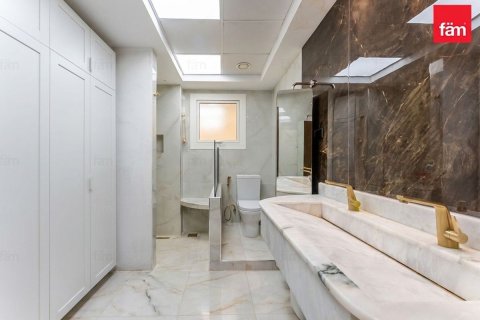 Villa en Dubai, 4 dormitorios, 624.8 m², № 122000 - foto 21