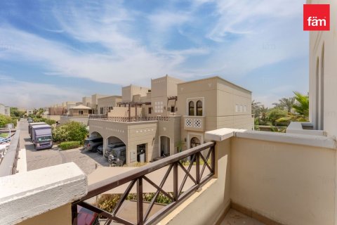 Villa en Dubai, 4 dormitorios, 624.8 m², № 122000 - foto 17