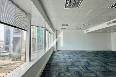 Office in Sheikh Zayed Road, Dubai 186 sq.m. № 96637 - photo 5