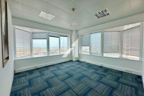 Office in Sheikh Zayed Road, Dubai 186 sq.m. № 96637