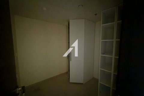 Снять в аренду квартиру в Дубае: 3 спальни, 218.4м², № 77615 - фото 10