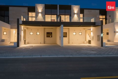 Villa à Dubai, 4 chambres, 333.1 m², № 93688 - photo 10