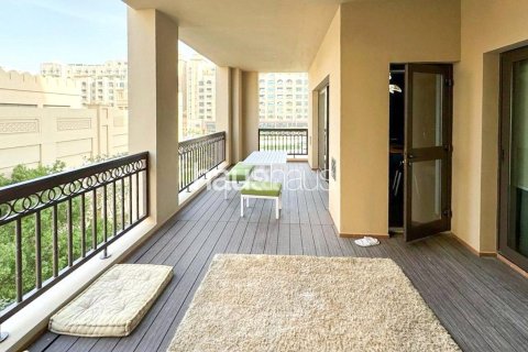 Apartment in Palm Jumeirah, Dubai 2 bedrooms, 178 sq.m. № 43864 - photo 3