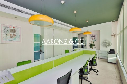 Office in Business Bay, Dubai 112 sq.m. № 102395 - photo 8