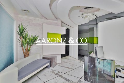 Office in Business Bay, Dubai 112 sq.m. № 102395 - photo 9