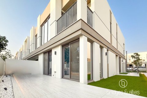 Villa à Tilal Al Ghaf, Dubai, 4 chambres, 230 m², № 102397