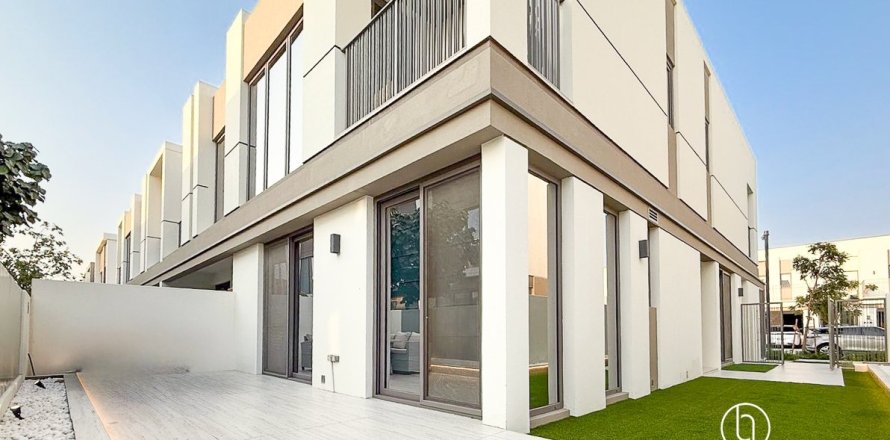 Villa à Tilal Al Ghaf, Dubai, 4 chambres, 230 m², № 102397