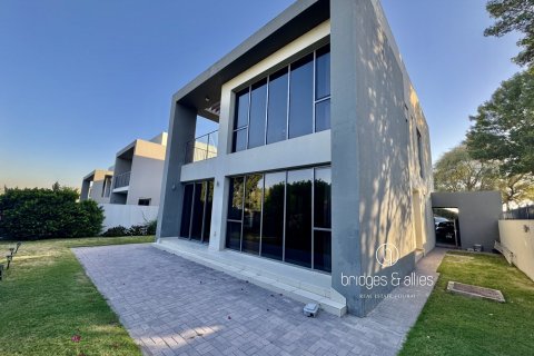 Villa en Dubai Hills Estate, Dubai, 4 dormitorios, 446 m², № 83949 - foto 2