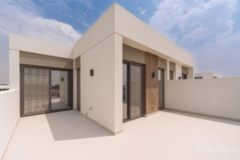 Villa en Tilal Al Ghaf, Dubai, 4 dormitorios, 220 m², № 83948 - foto 15