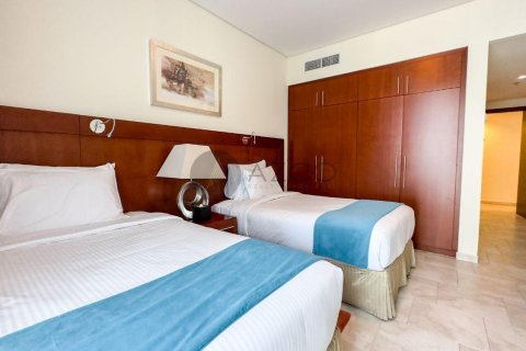 Apartamento en Jumeirah Beach Residence, Dubai, 3 dormitorios, 241.7 m², № 37633 - foto 11
