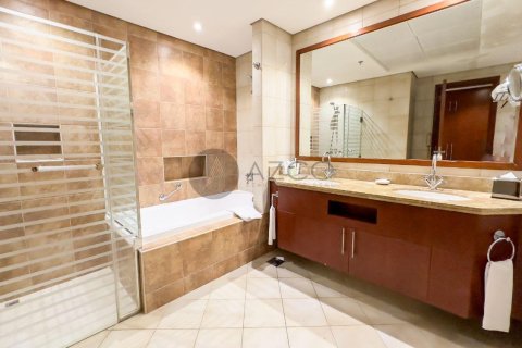 Apartamento en Jumeirah Beach Residence, Dubai, 3 dormitorios, 241.7 m², № 37633 - foto 15