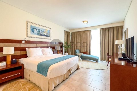 Apartamento en Jumeirah Beach Residence, Dubai, 3 dormitorios, 241.7 m², № 37633 - foto 6