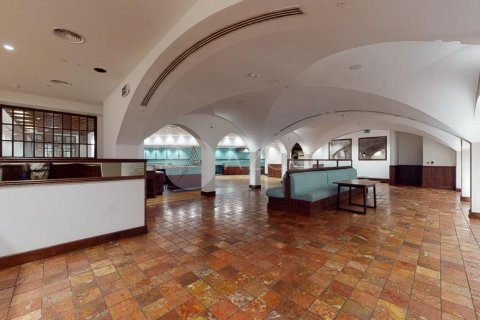 Tienda en Jumeirah Beach Residence, Dubai, 743.2 m², № 37634 - foto 13