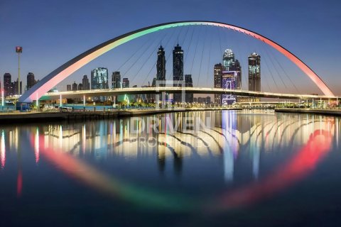 Apartamento en Al Wasl, Dubai, 4 dormitorios, 465 m², № 65103 - foto 8