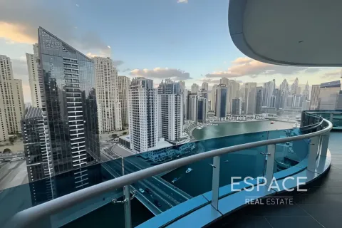 Apartment in Dubai Marina, Dubai 3 bedrooms, 212 sq.m. № 122978 - photo 19