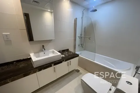 Apartment in Dubai Marina, Dubai 3 bedrooms, 212 sq.m. № 122978 - photo 15