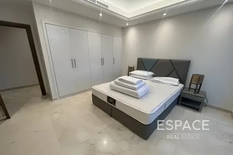 Apartment in Dubai Marina, Dubai 3 bedrooms, 212 sq.m. № 122978 - photo 8