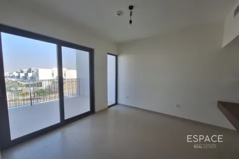Villa in Tilal Al Ghaf, Dubai 4 bedrooms, 221 sq.m. № 122975 - photo 14