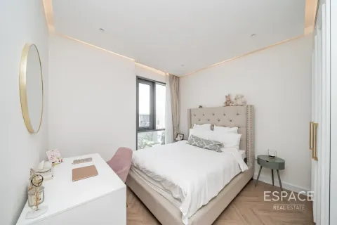 Villa en Dubai Hills Estate, Dubai, 4 dormitorios, 230 m², № 122973 - foto 10