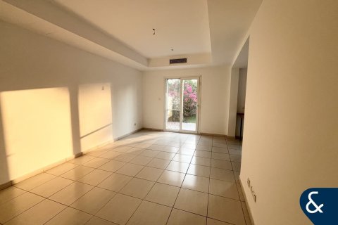 Купить виллу в Springs 2, The Springs, Дубай: 2 спальни, 157м², № 78954 - фото 5