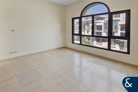 Купить таунхаус в Джумейра Вилладж Серкл, Дубай: 4 спальни, 296м², № 78952 - фото 12